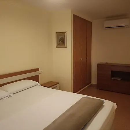 Atico Flores Y Mar Apartment *