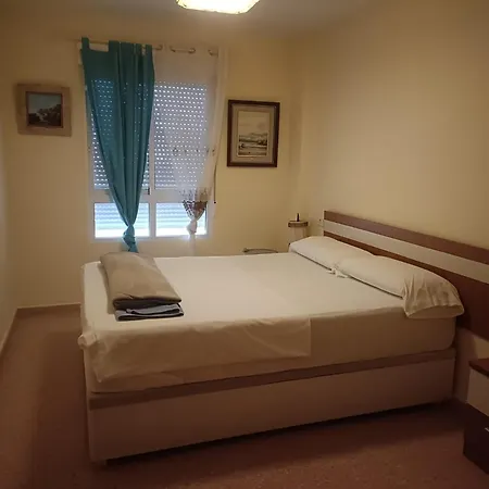 Atico Flores Y Mar דירה